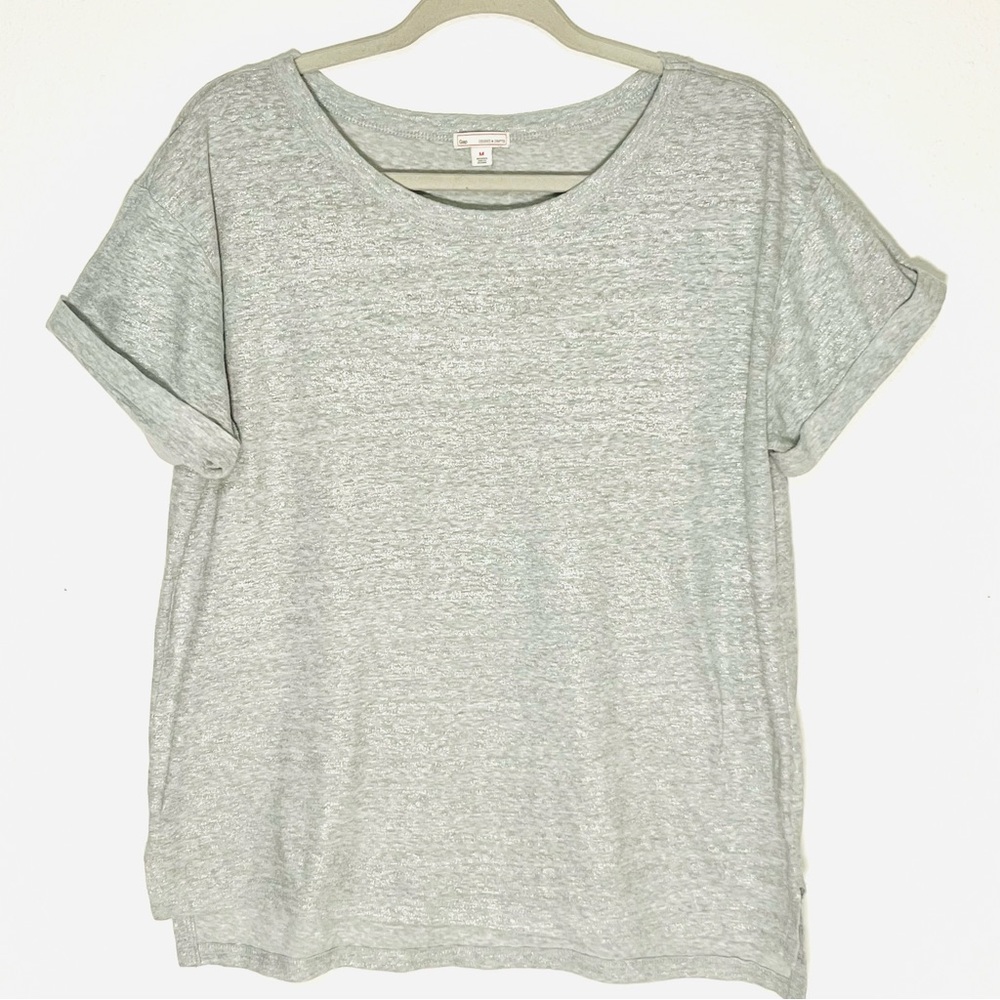 GAP sparkly gray silver short sleeve tee shirt. Women’s size Medium.